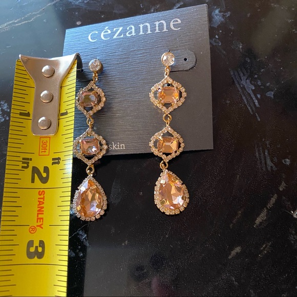 CEZANNE Gold Blush Sensitive Skin Earrings NWT - Picture 2 of 6